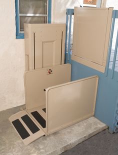 Martinez Wheelchair VPL Porch Lift